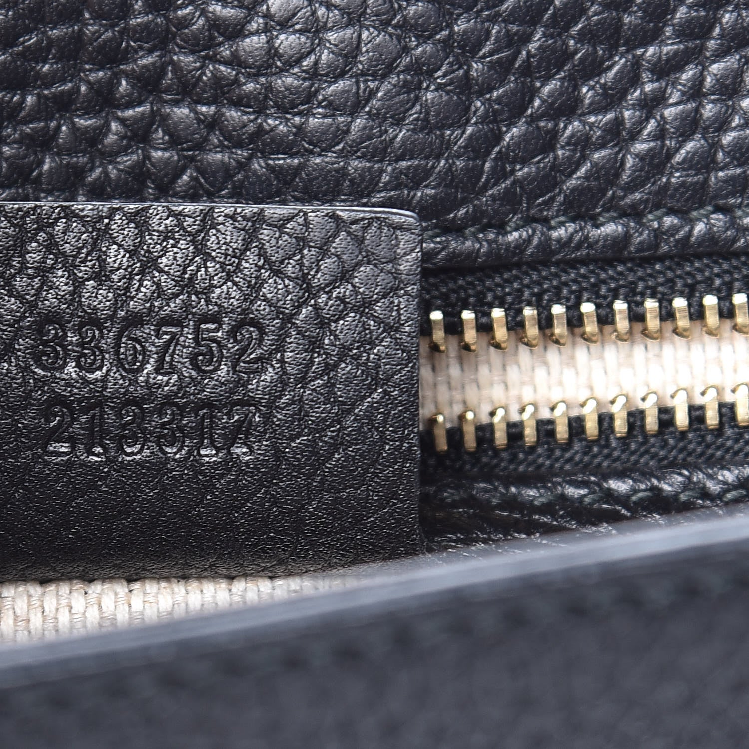 Gucci Pebbled Calfskin Medium Soho Flap Crossbody Black 7 of 10