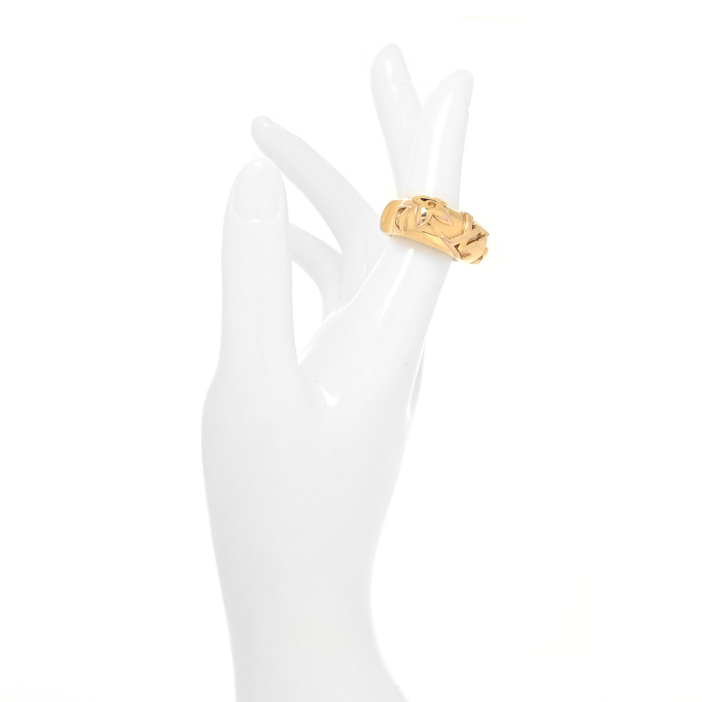Monogram Ring M Gold