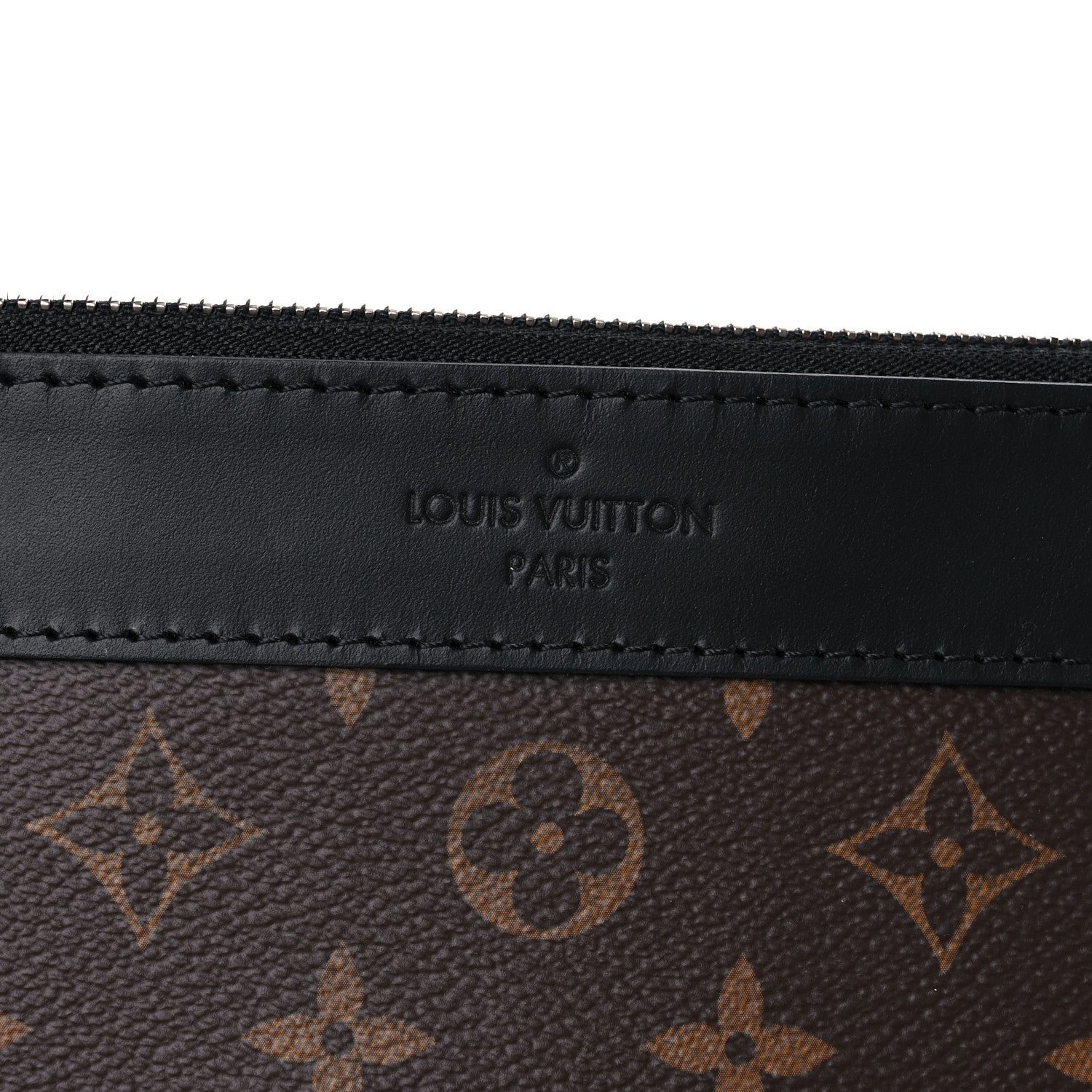 Louis Vuitton Monogram Discovery Pochette GM 7 of 9