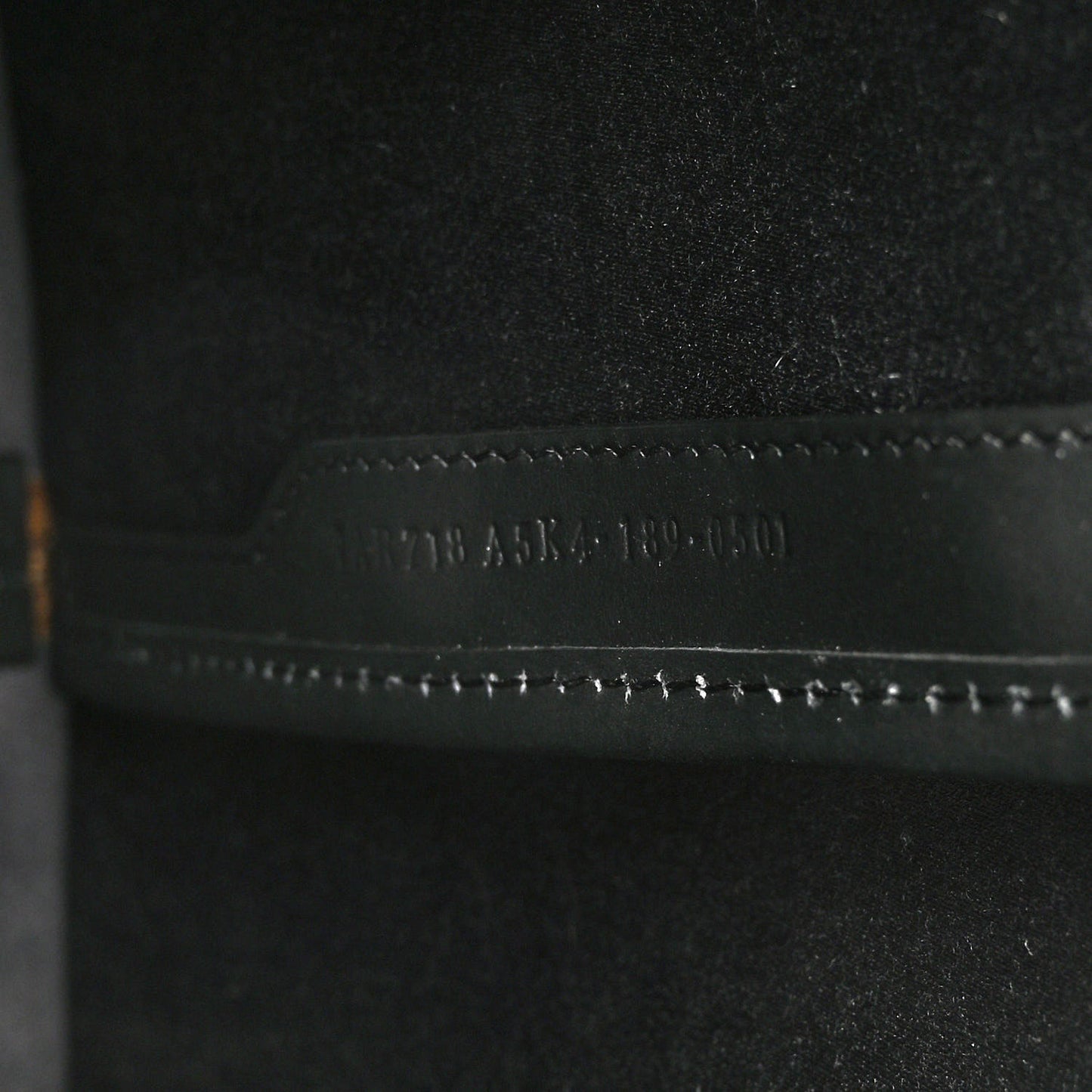 Glazed Fabric Vitello Century FF 1974 Stamp Patch Medium Peekaboo Defender Cover Mogano Panna Black