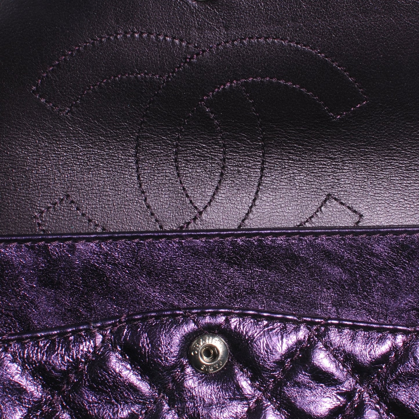 Aged Calfskin 2.55 Reissue 225 Flap Metallic Purple
