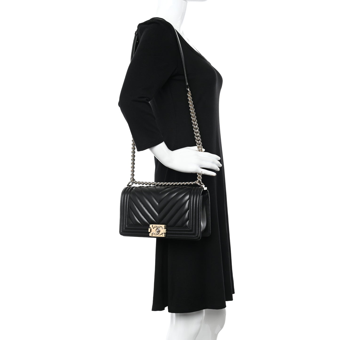 Lambskin Chevron Quilted Medium Boy Flap Black