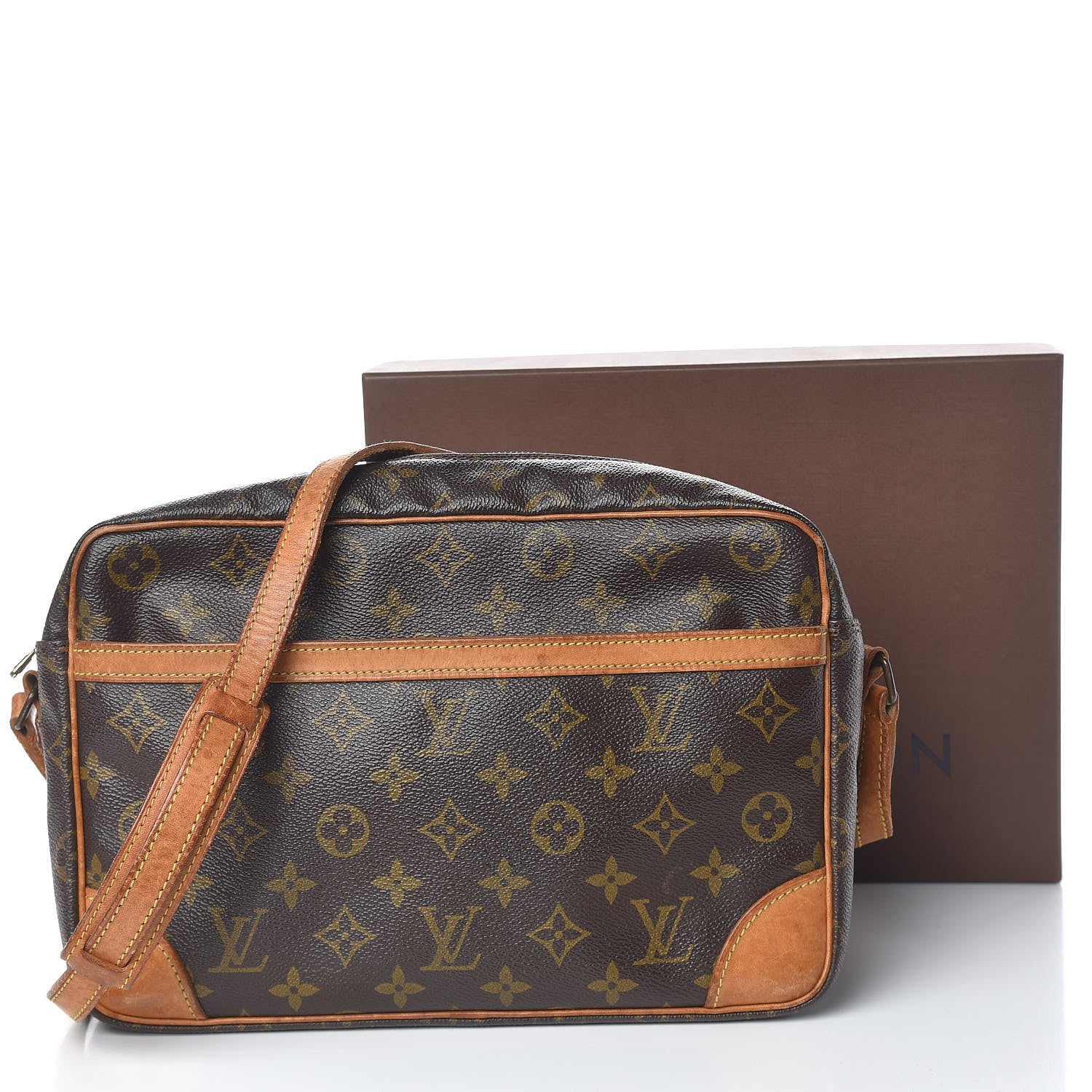 Louis Vuitton Monogram Trocadero 30 20 of 20