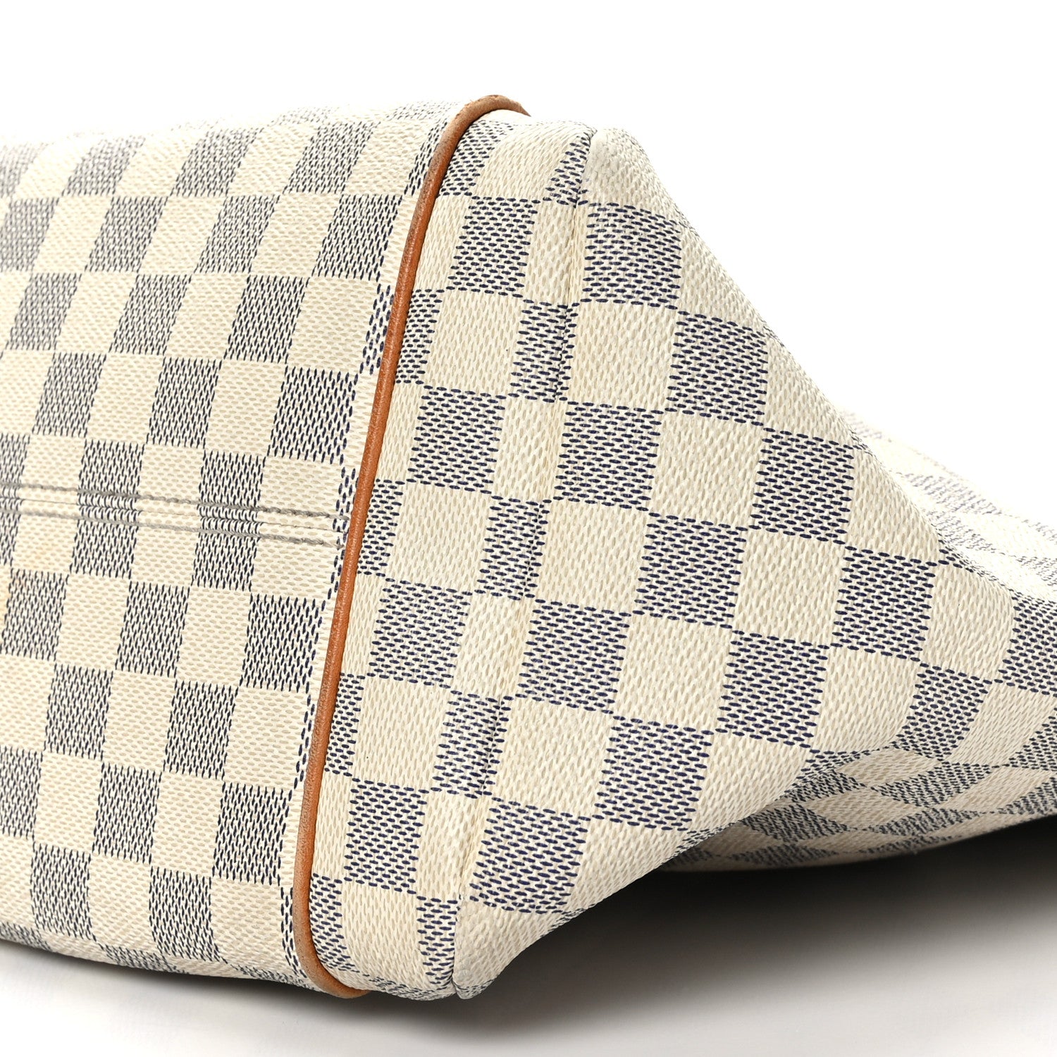 Louis Vuitton Damier Azur Totally MM 7 of 9