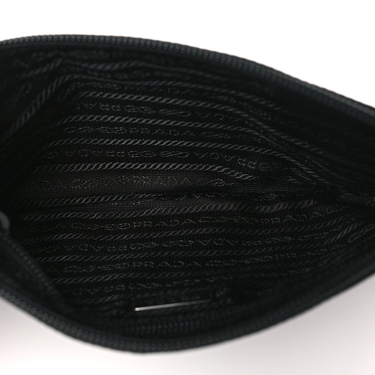 Re-Nylon Vela Pouch Black
