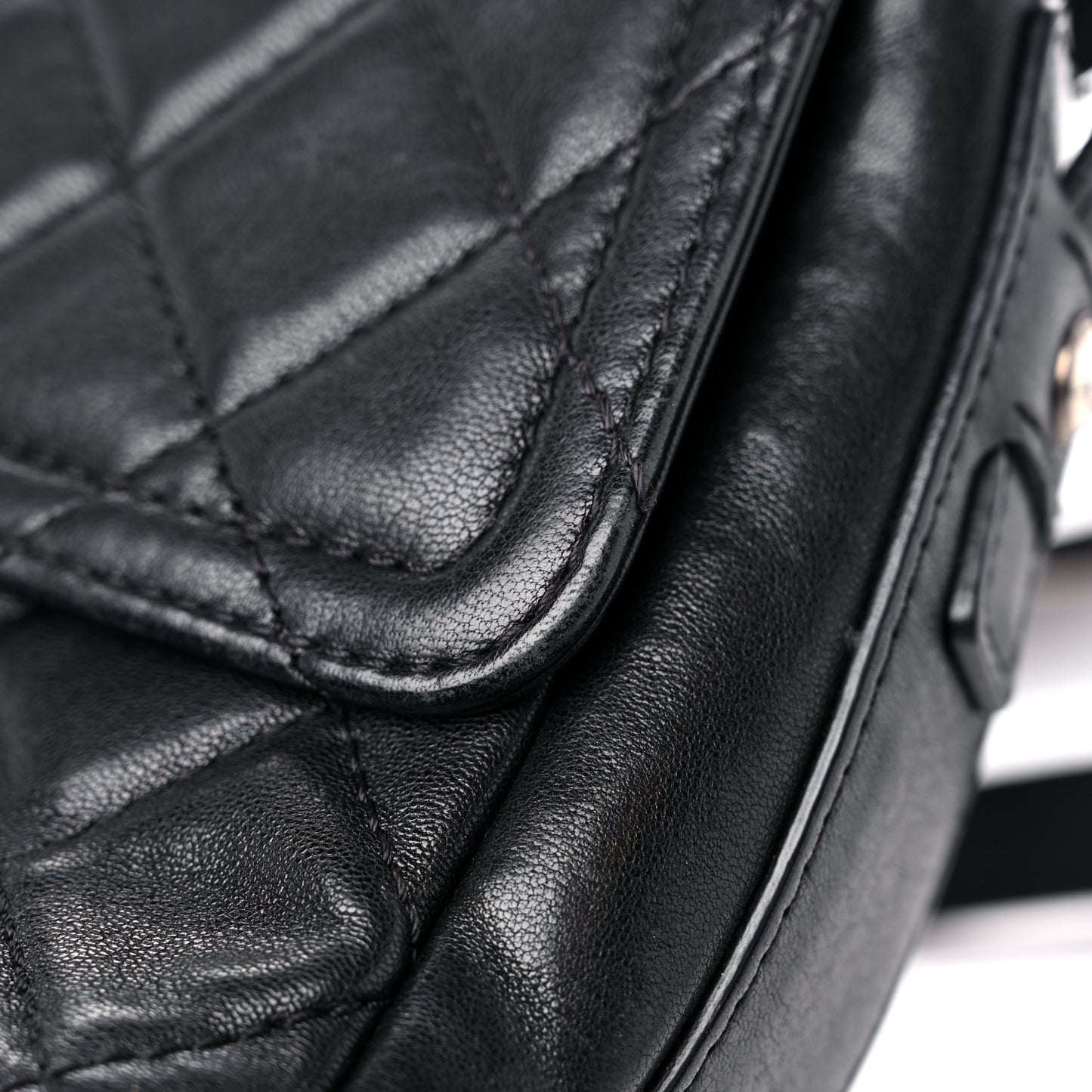 Lambskin Quilted Messenger Bag Black