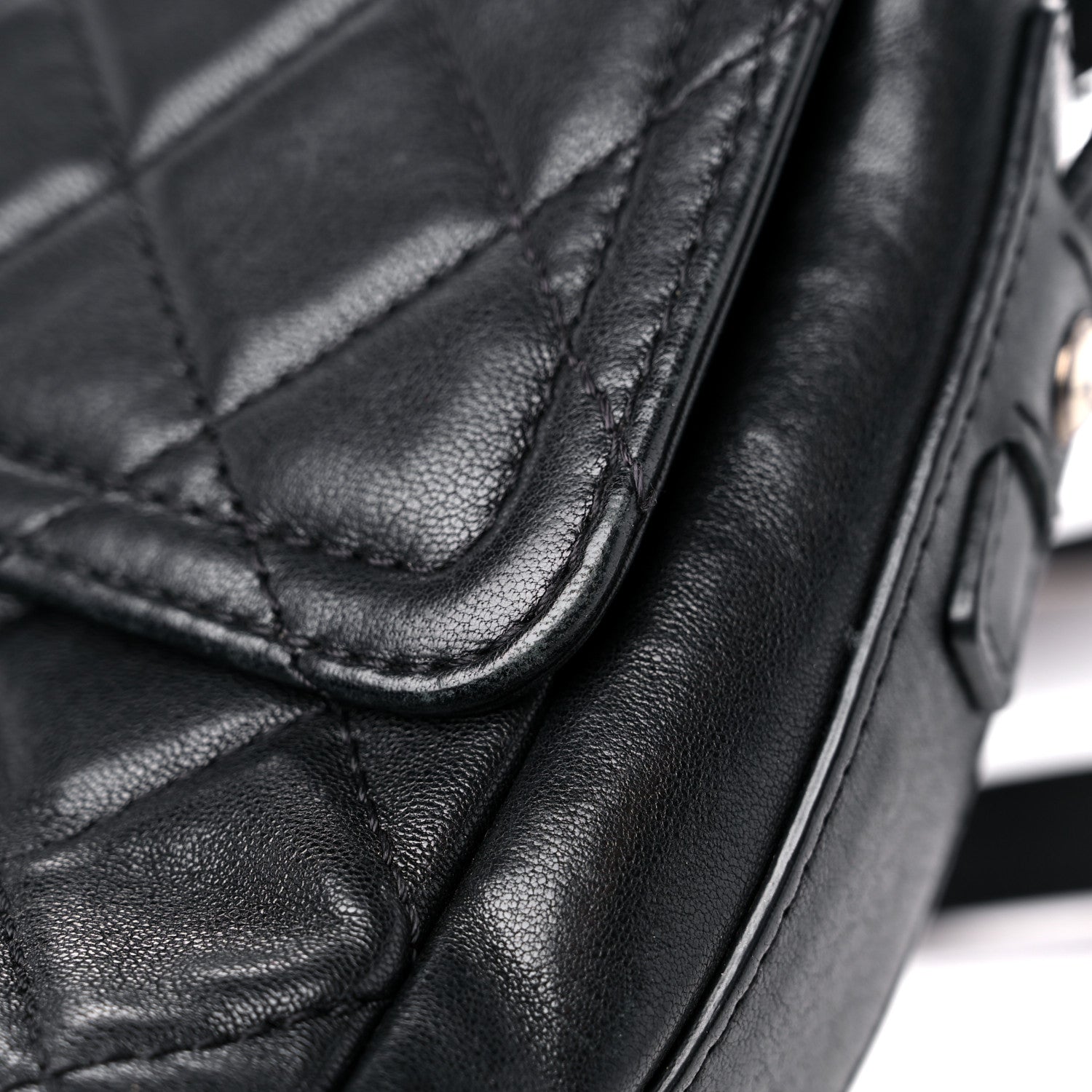 Chanel Lambskin Quilted Messenger Bag Black 21 of 21