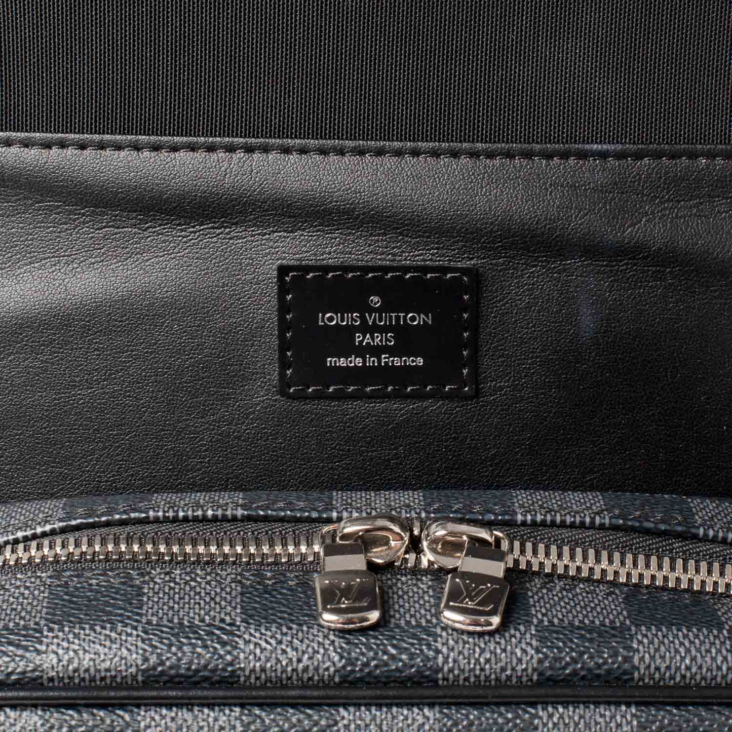 Graphite Hanging Toiletry Kit