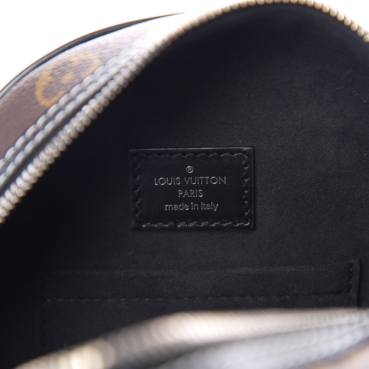 Calfskin Monogram LV Airline Boite Chapeau Souple White