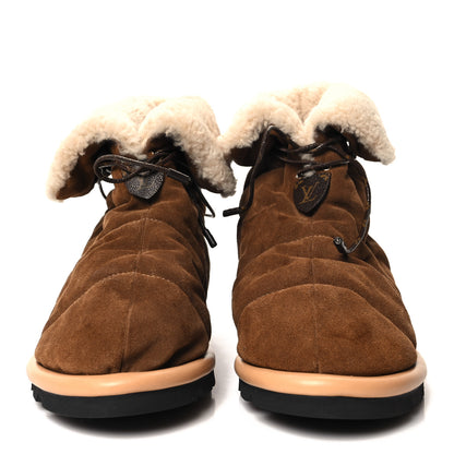 Louis Vuitton Suede Shearling Quilted Flat Ankle Boot 40 Beige 2 of 7