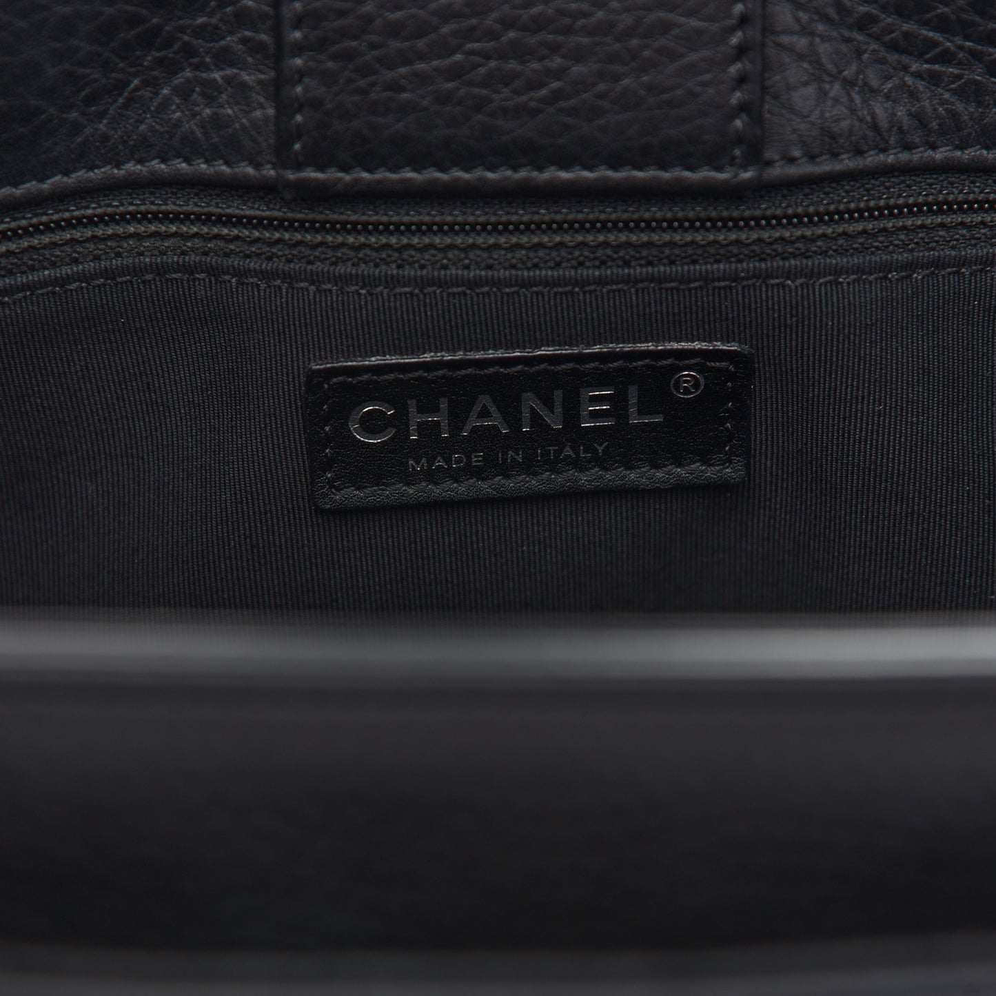 Calfskin Cerf Executive Shopper Tote Black