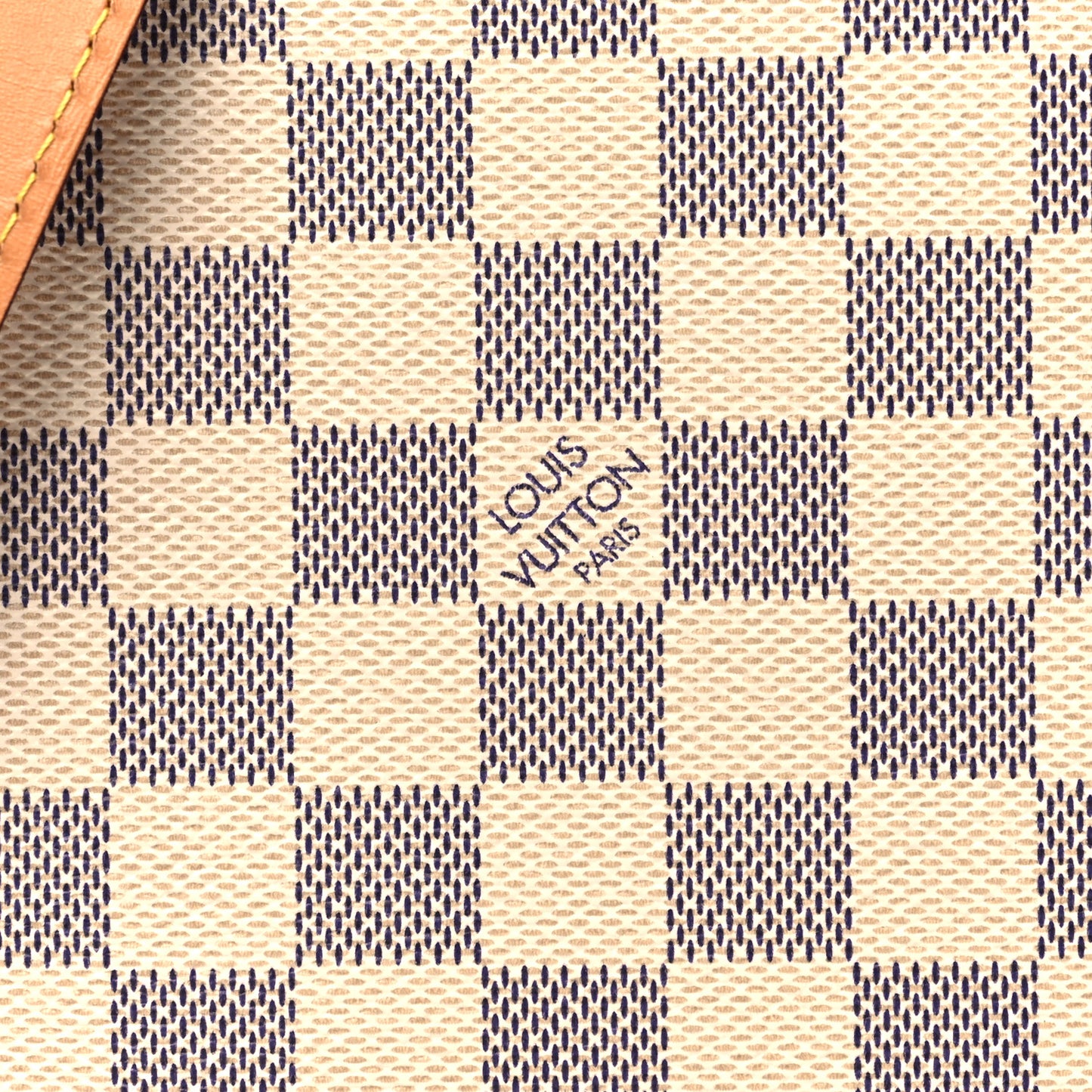 Damier Azur Boite Chapeau Souple PM