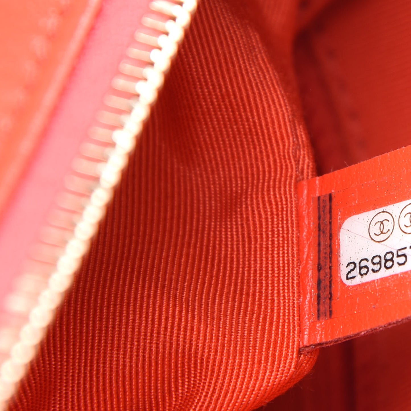 Aged Calfskin Quilted Small Gabrielle Hobo Red