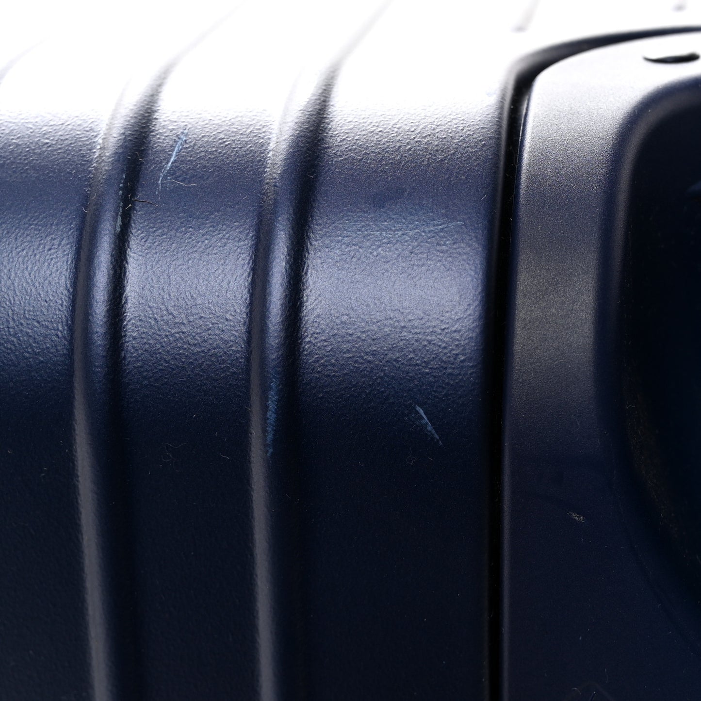 Matte Polycarbonate Essential Check-In L Blue
