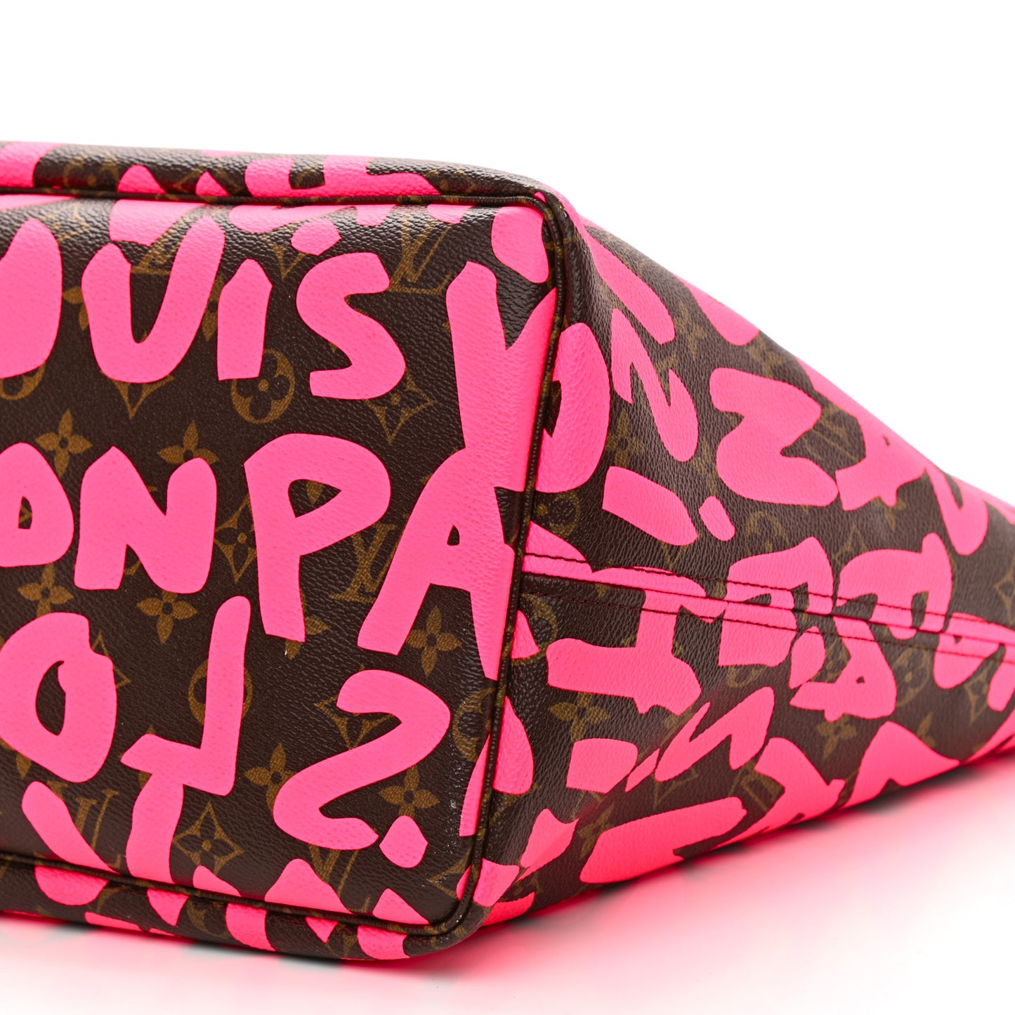 Monogram Graffiti Neverfull GM Fuchsia