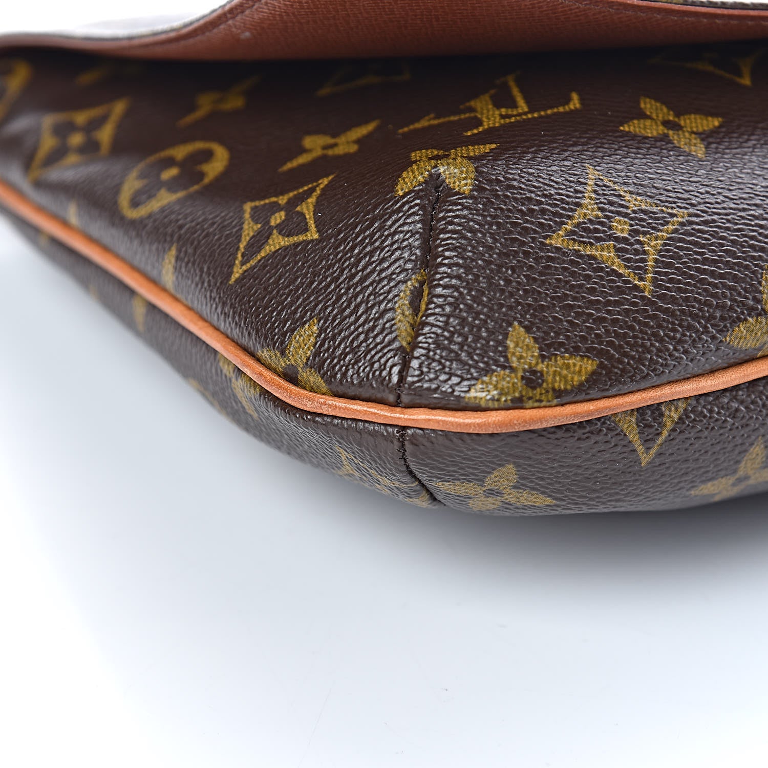 Louis Vuitton Monogram Musette Tango 5 of 10