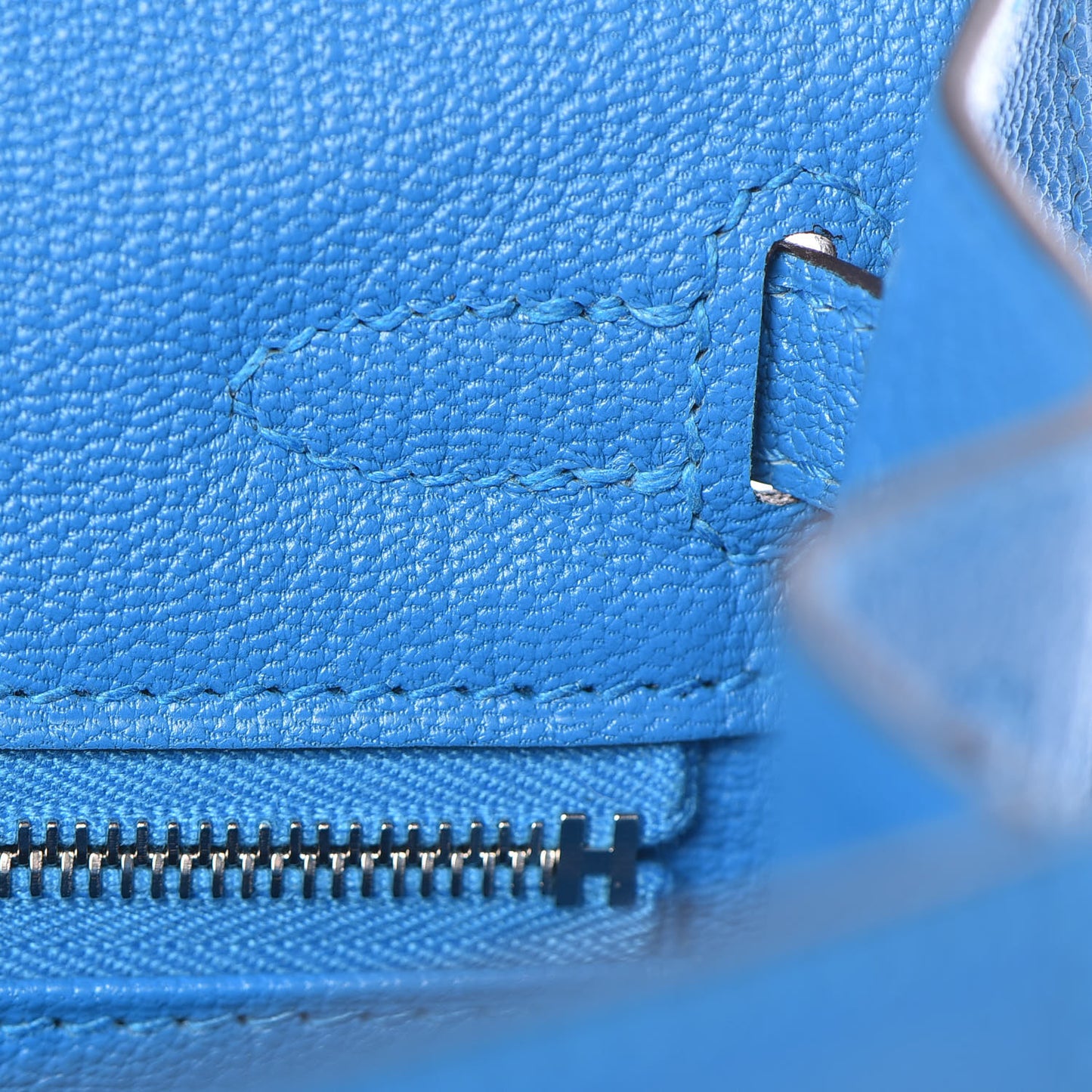 Chevre Chandra Kelly Sellier 25 Bleu Zanzibar