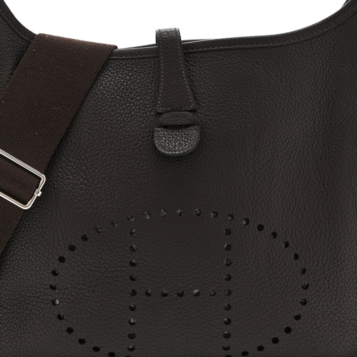 Taurillon Clemence Evelyne III PM Ebene