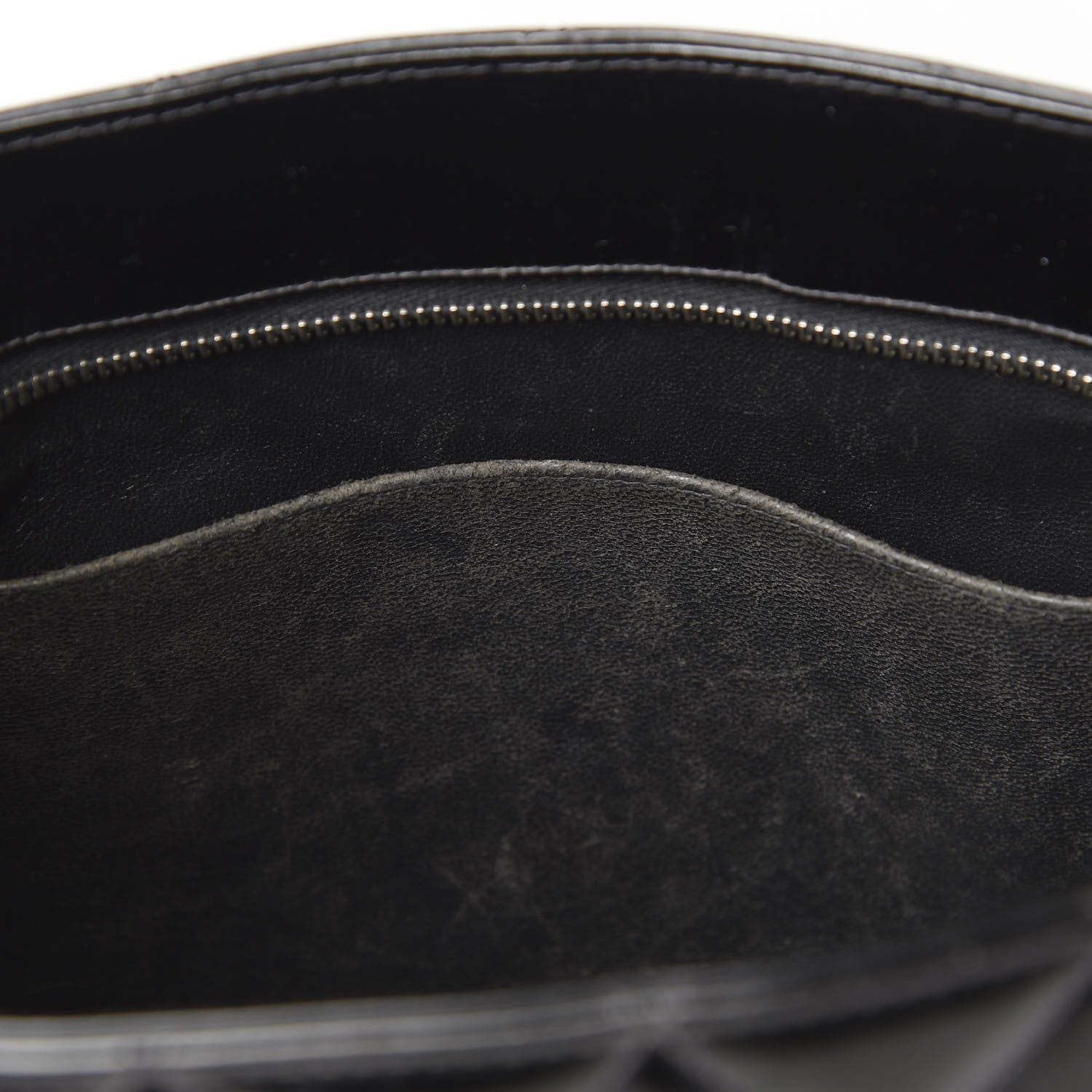Chanel Patent Quilted Medallion Tote Black 10 of 17