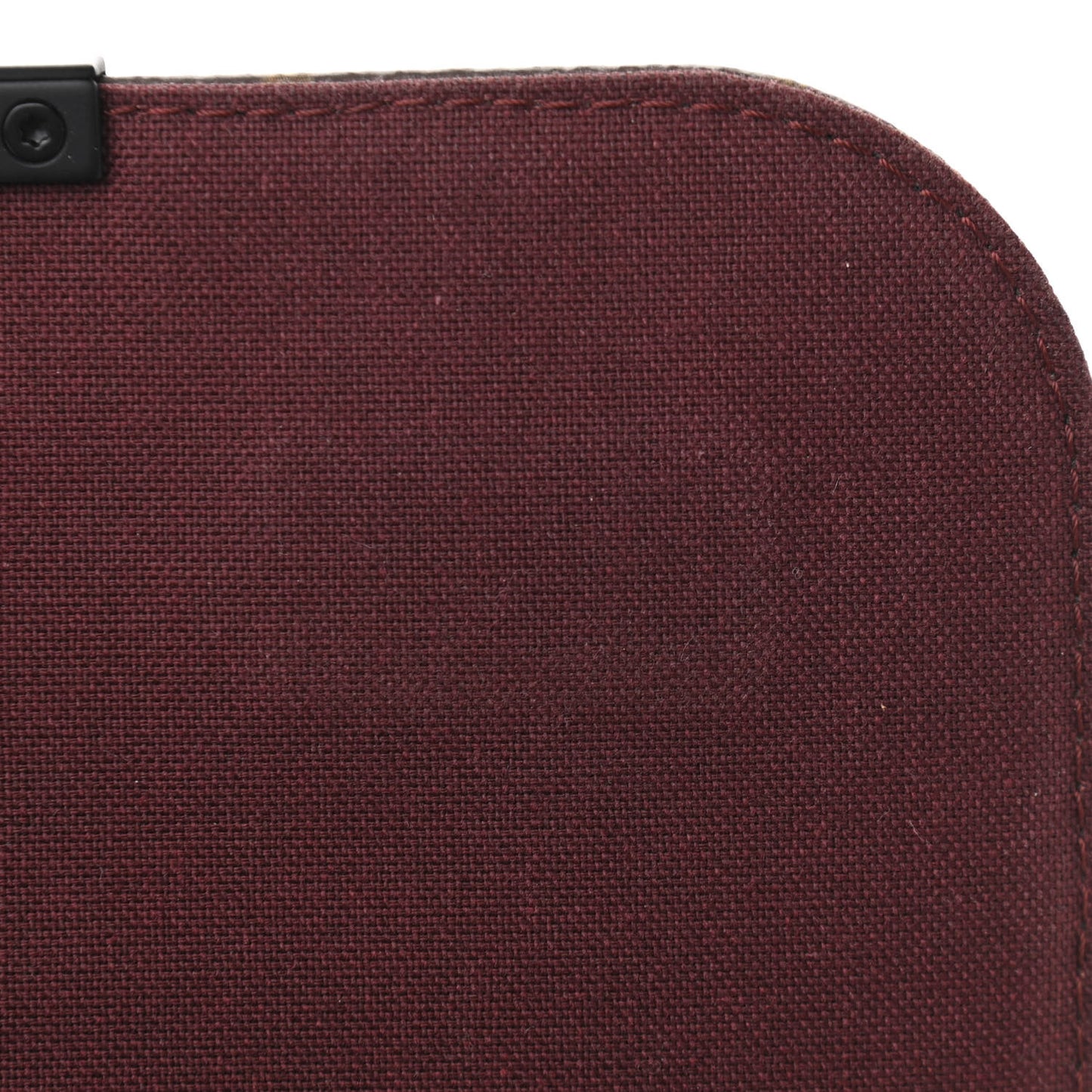 Monogram Macassar District PM