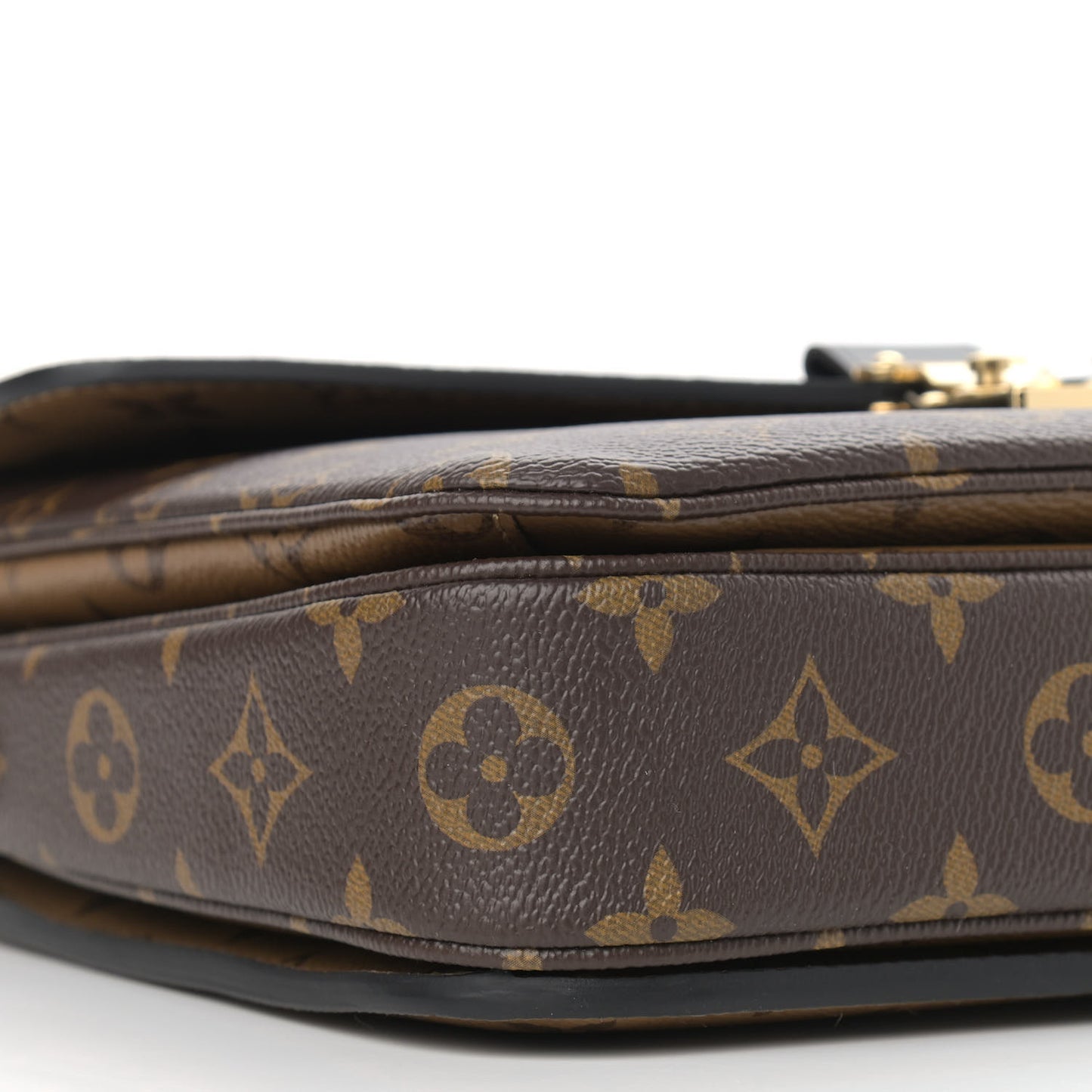 Reverse Monogram Pochette Metis