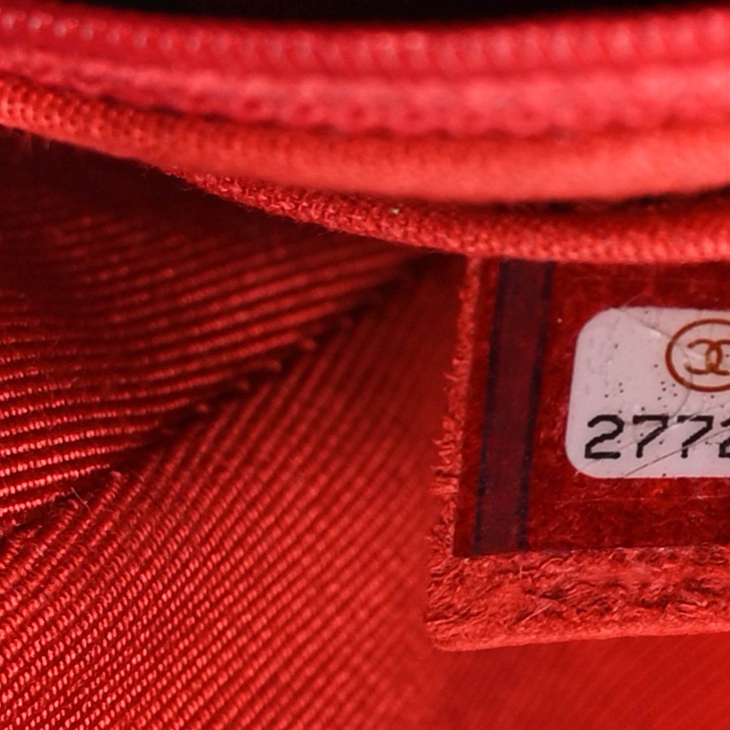 Calfskin Quilted Medium Daily Chevron Flap Red