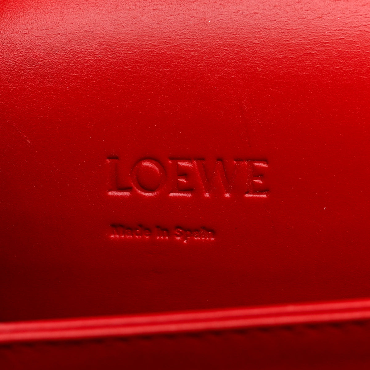 Calfskin Medium Barcelona Shoulder Bag Red