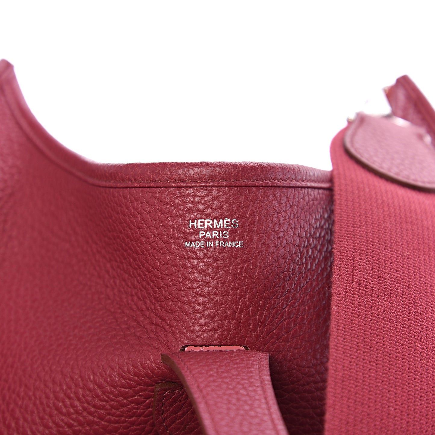 Taurillon Clemence Evelyne III GM Rubis