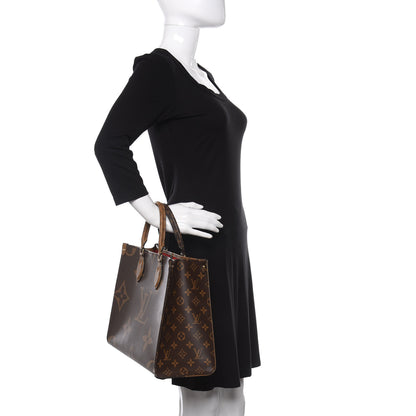 Louis Vuitton Reverse Monogram Giant Onthego MM 3 of 12