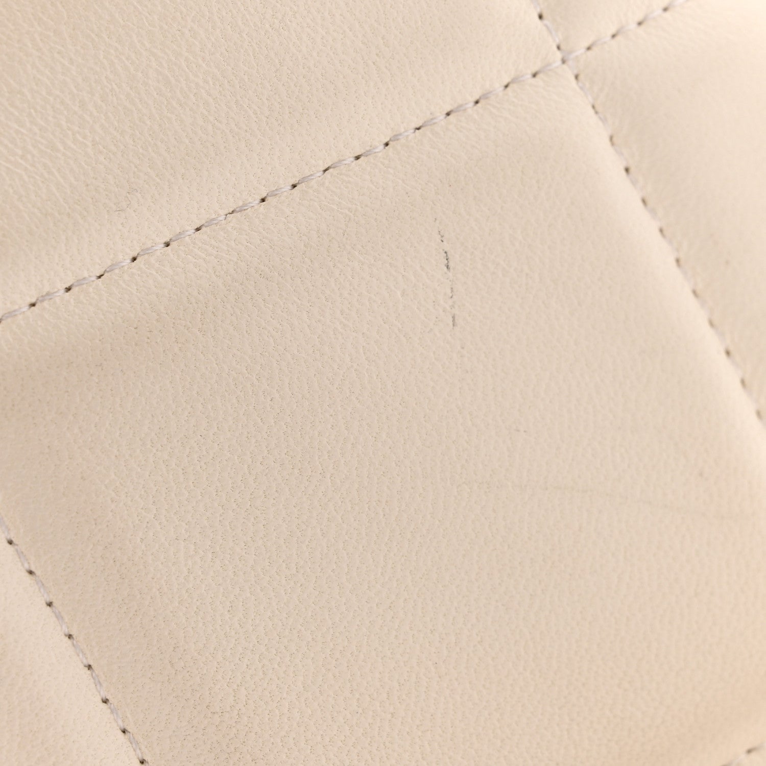 Chanel Lambskin Quilted Chanel 19 Round Clutch With Chain White 12 of 13