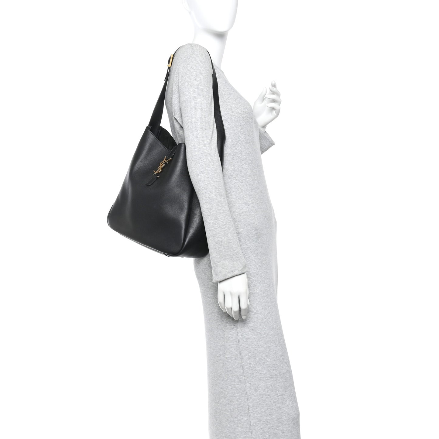 Supple Calfskin Large Le 5 A 7 Soft Hobo Black