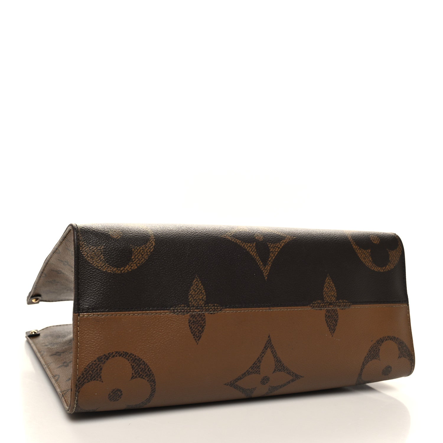 Louis Vuitton Reverse Monogram Giant Onthego MM 5 of 15
