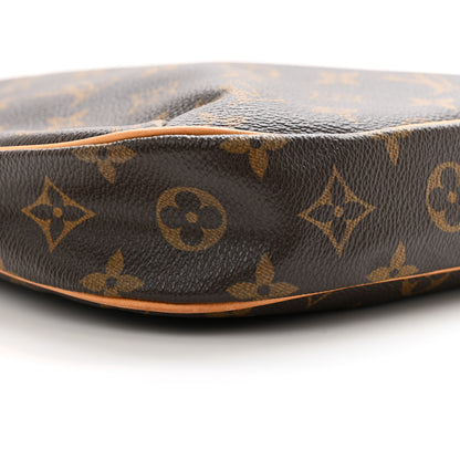 Louis Vuitton Monogram Odeon PM 8 of 9