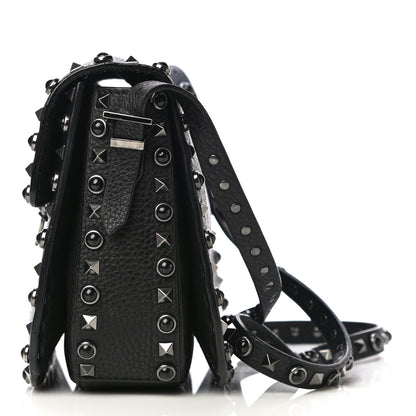 Valentino Garavani Pebbled Calfskin Onyx Medium Rockstud Rolling Flap Saddle Bag Black 20 of 21