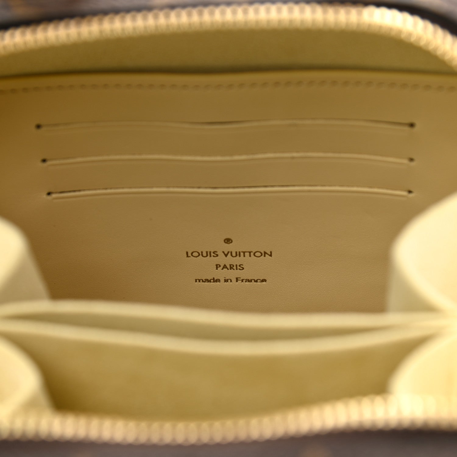 Louis Vuitton Monogram Valisette Verticale 6 of 8