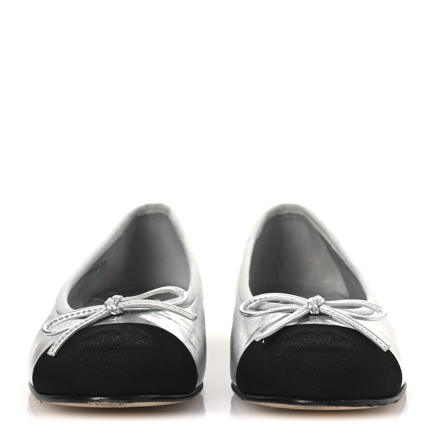 Chanel Laminated Crumpled Lambskin Grosgrain Cap Toe CC Ballerina Flats 36.5 Silver Black 2 of 12