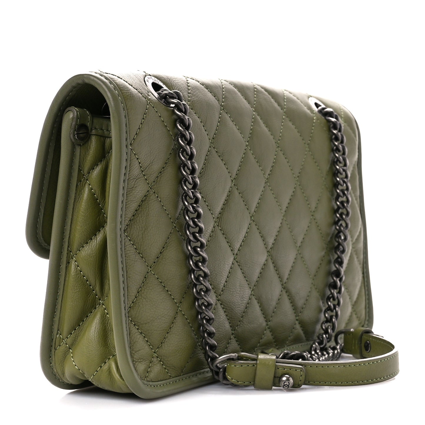 Calfskin Quilted Medium Casual Riviera Flap Green