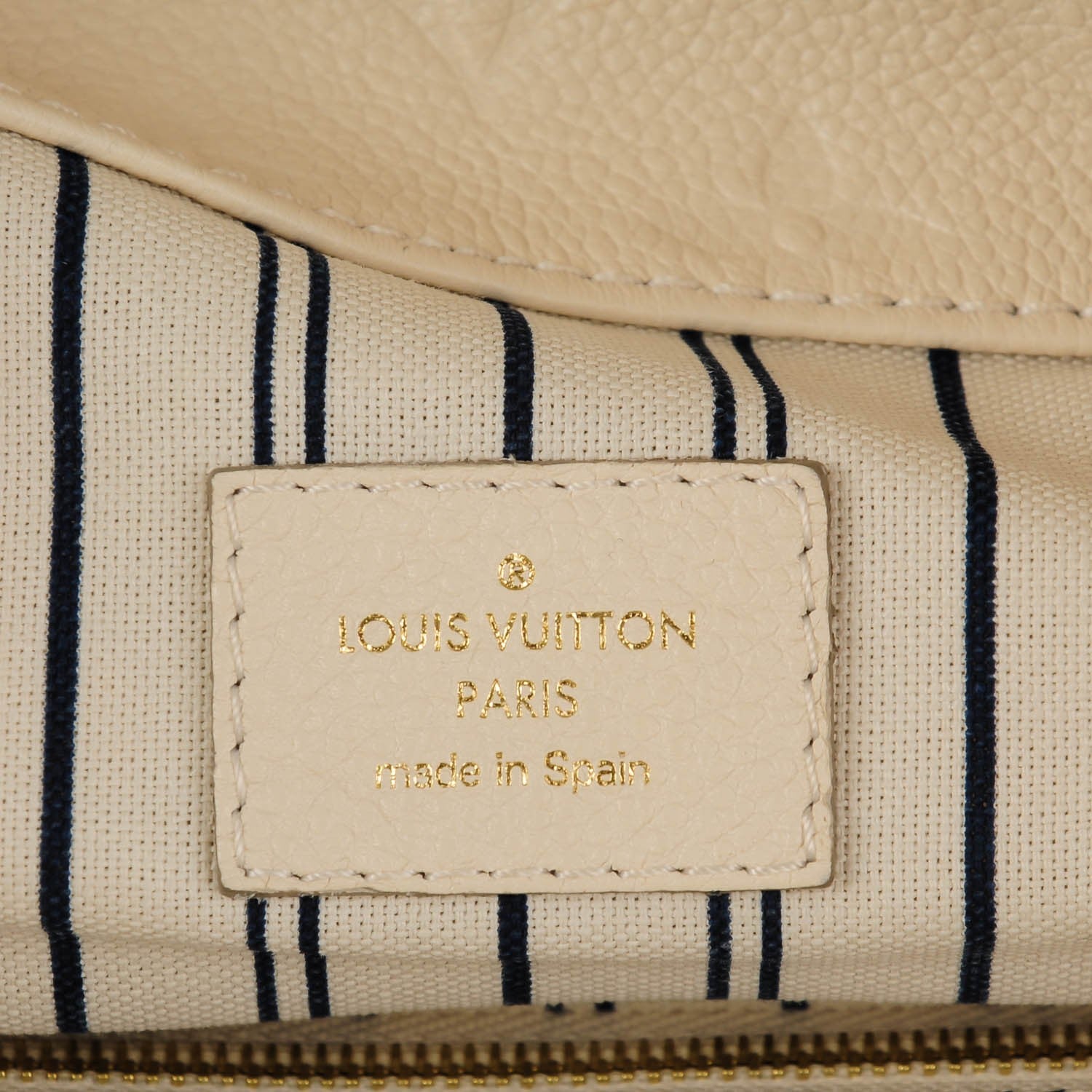 Louis Vuitton Empreinte Artsy MM Neige 6 of 7