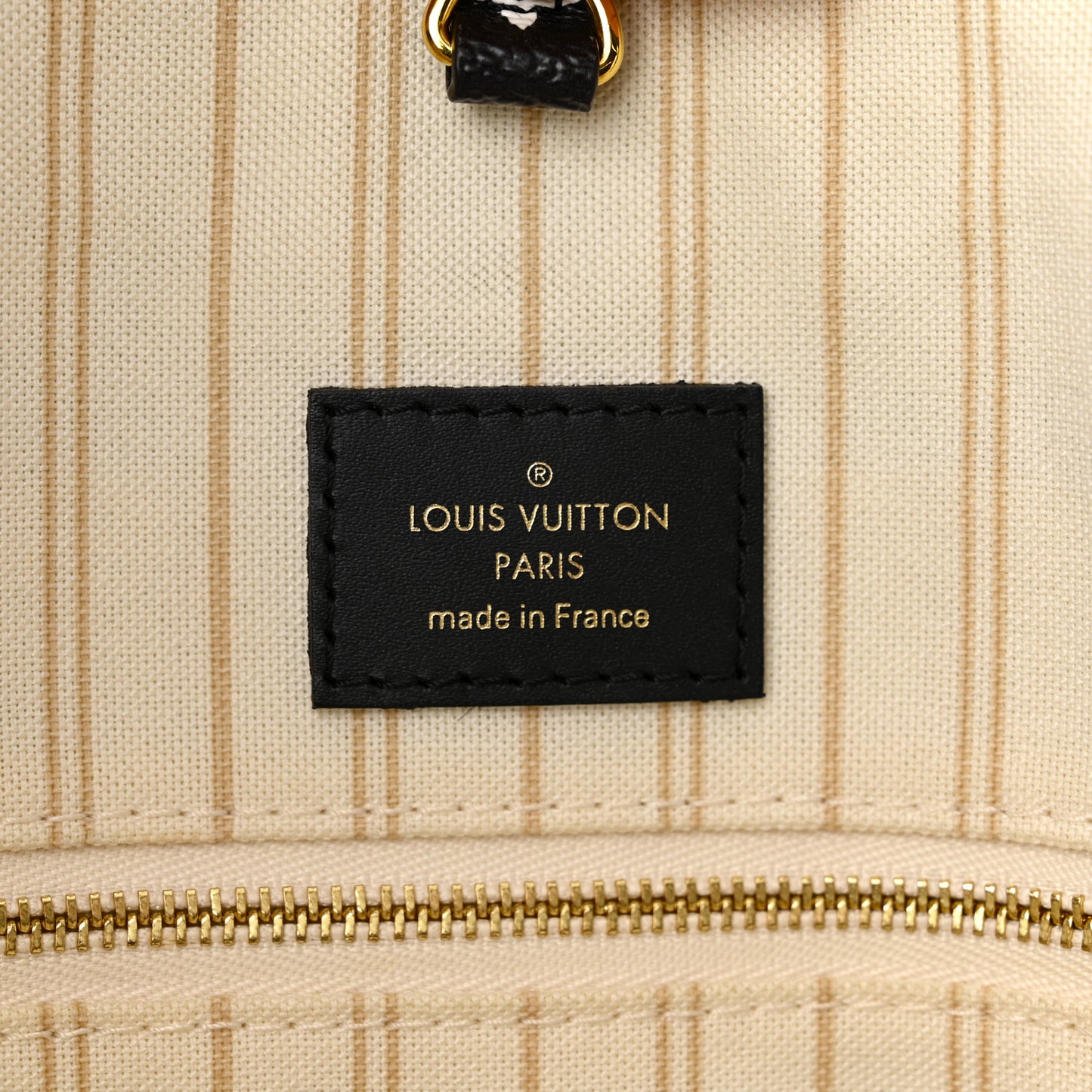 Monogram Giant Jungle Onthego GM Ivory