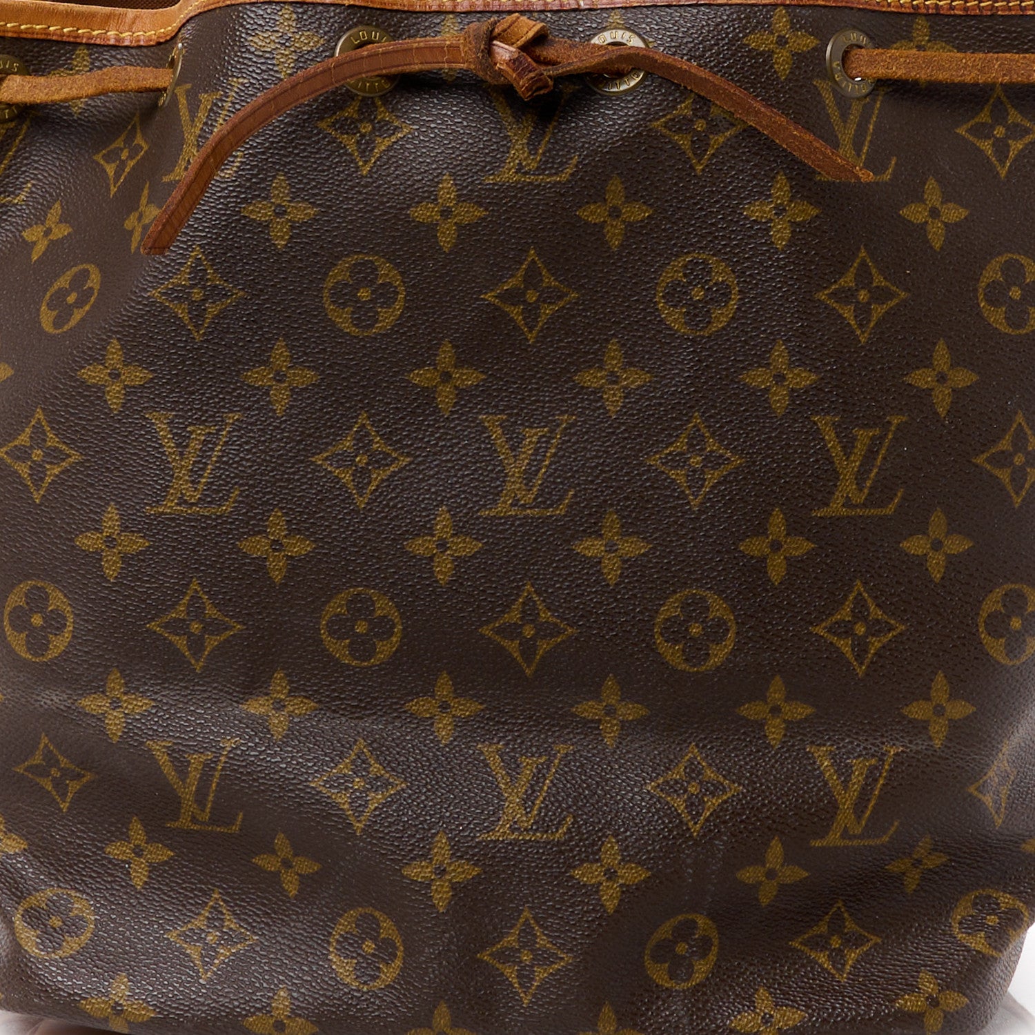 Louis Vuitton Monogram Petit Noe 8 of 12