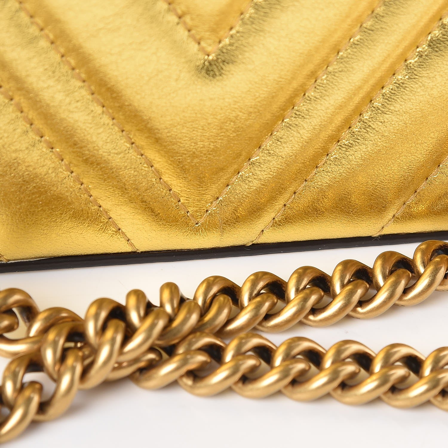 Gucci Metallic Nappa Matelasse Broadway Shoulder Bag Gold 16 of 17
