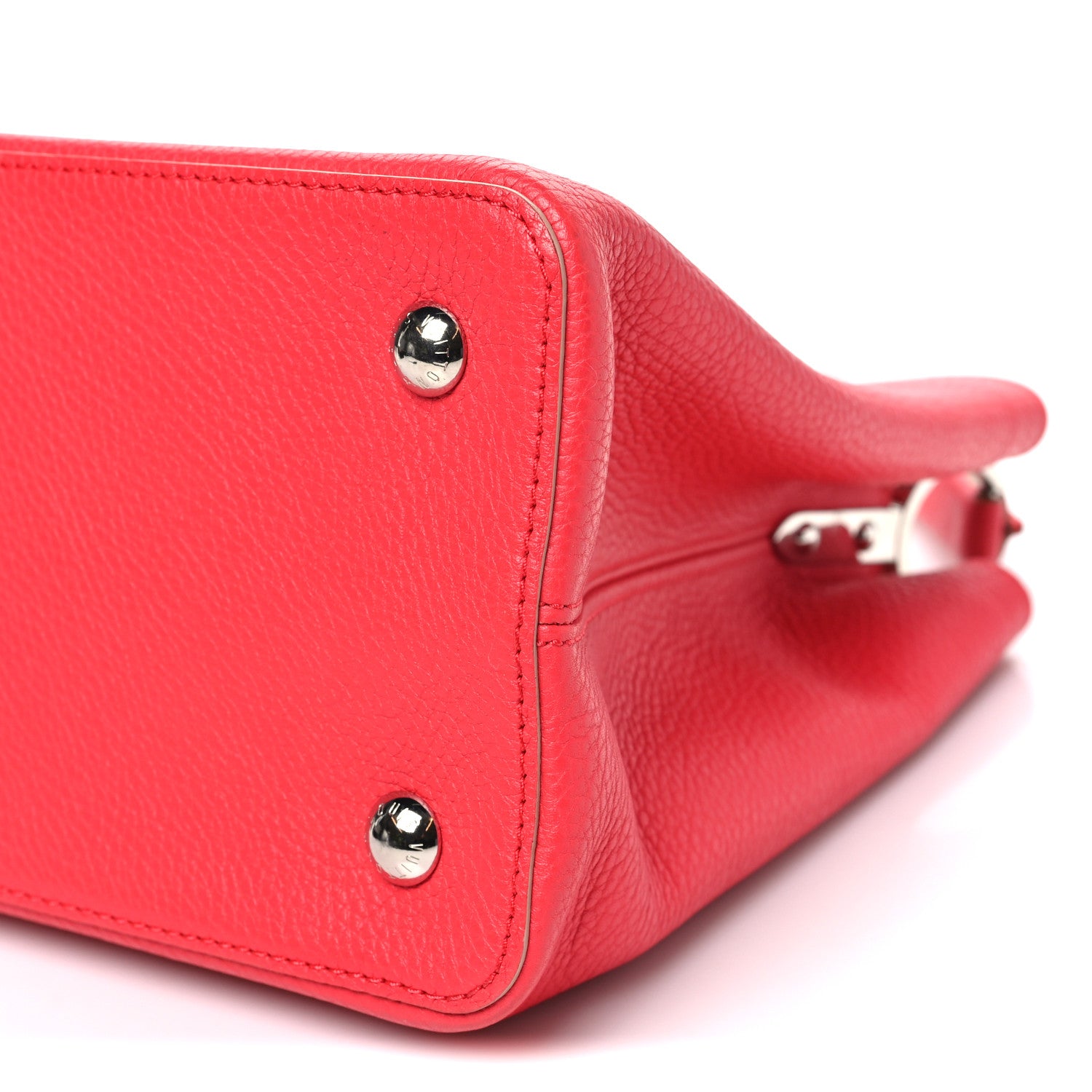 Louis Vuitton Taurillon Capucines MM Litchi Galet 9 of 9