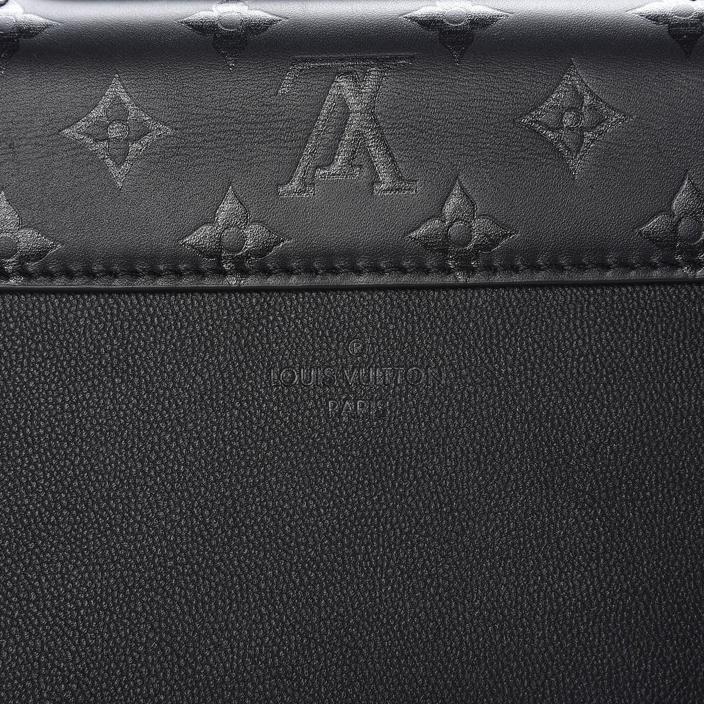 Monogram Cuir Plume Ecume Very Chain Bag Black