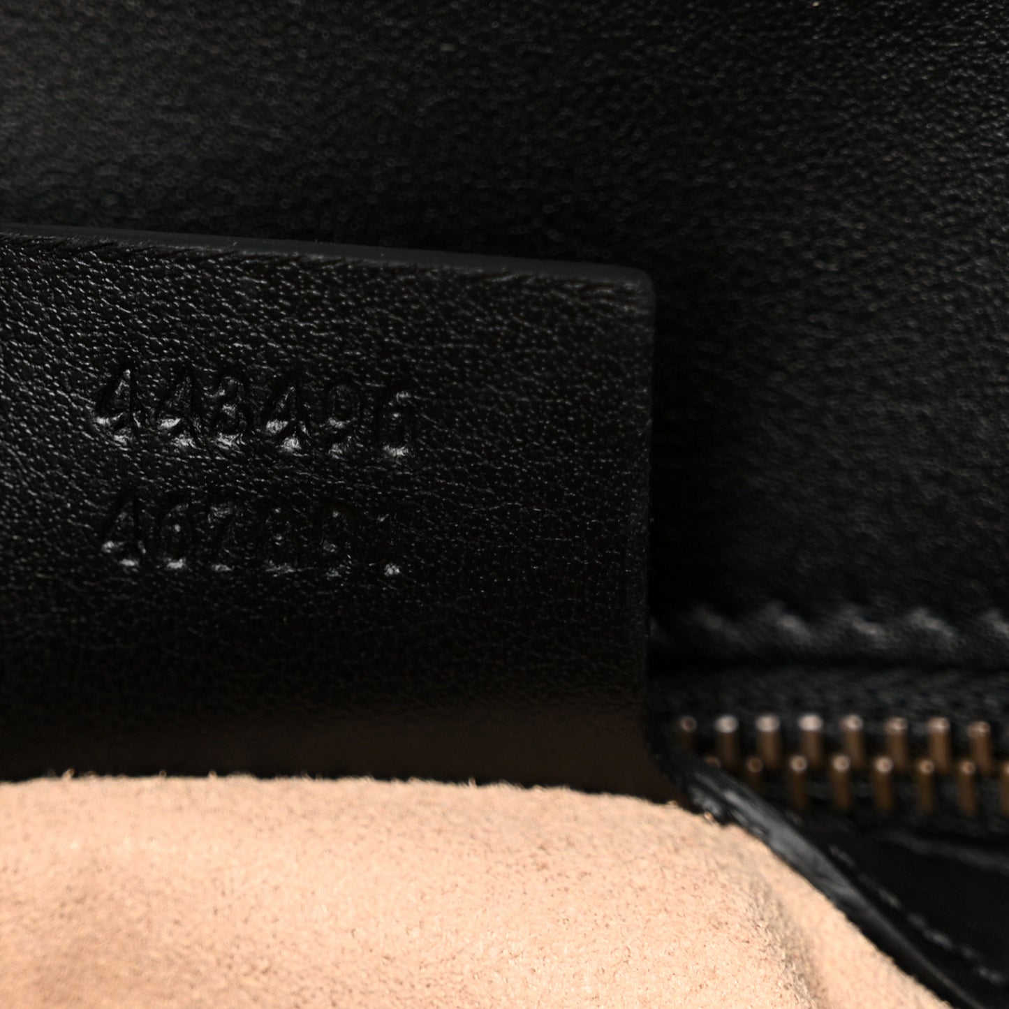Calfskin Matelasse Medium GG Marmont Shoulder Bag Black