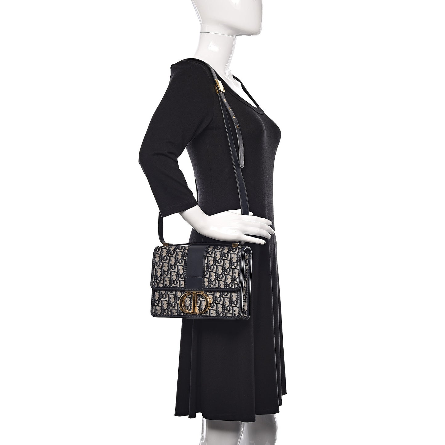 Oblique 30 Montaigne Flap Bag Blue