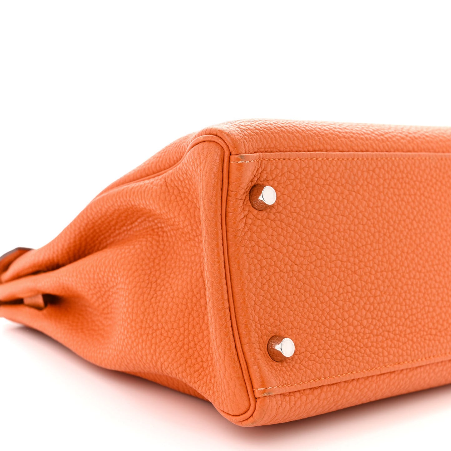 Togo Kelly Retourne 32 Orange