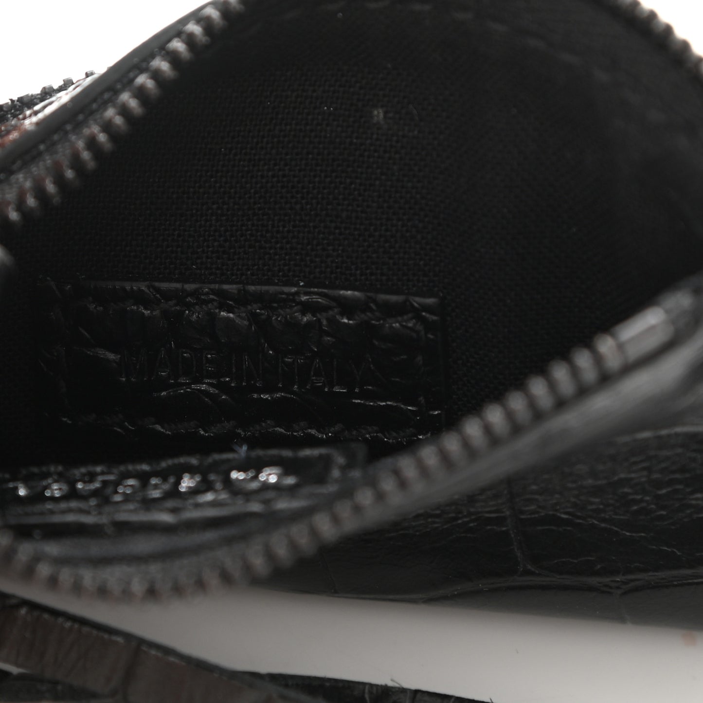 Calfskin Crocodile Embossed Le Cagole Pouch Black