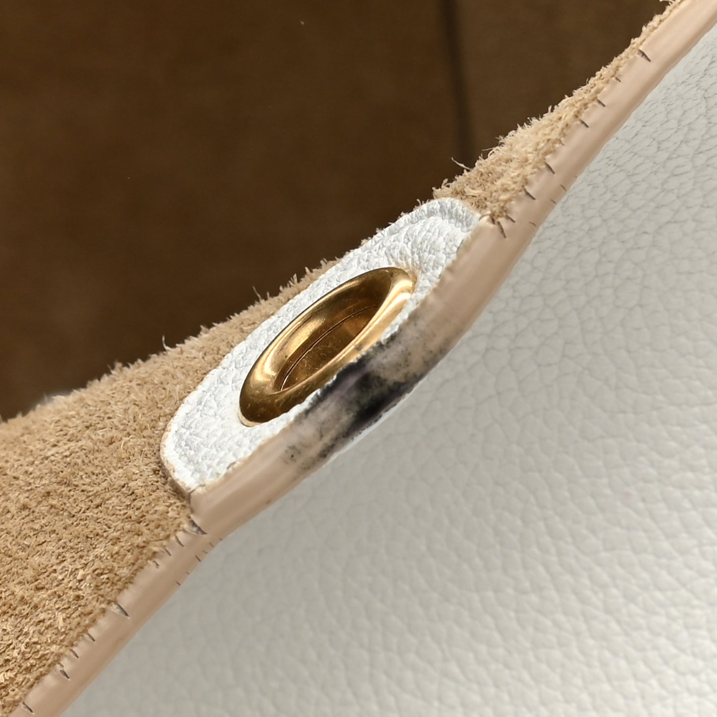 Soft Grained Calfskin Small Sangle Bucket Bag White