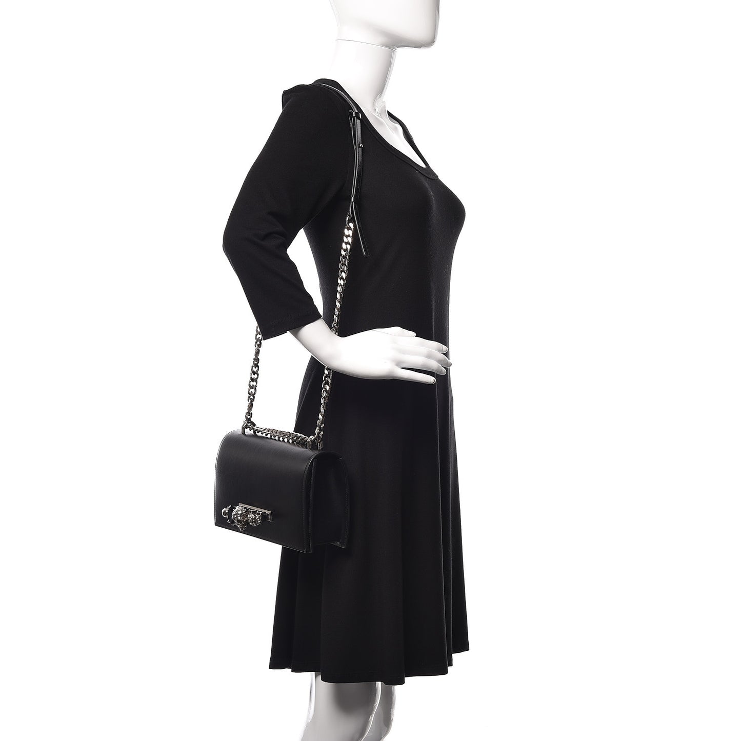 Calfskin Knuckle Shoulder Bag Black