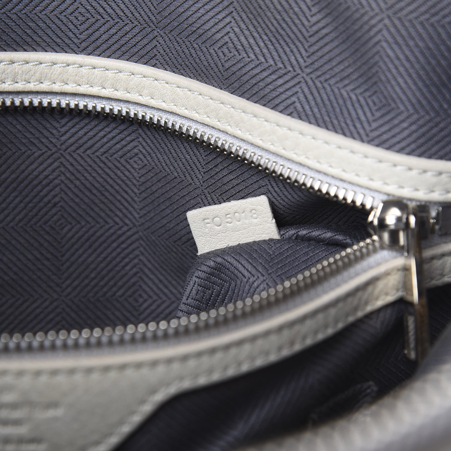 Louis Vuitton Calfskin Cabas Naxos White 6 of 11